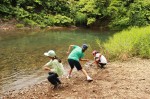 昼食の前の空き時間。水切りをしたり